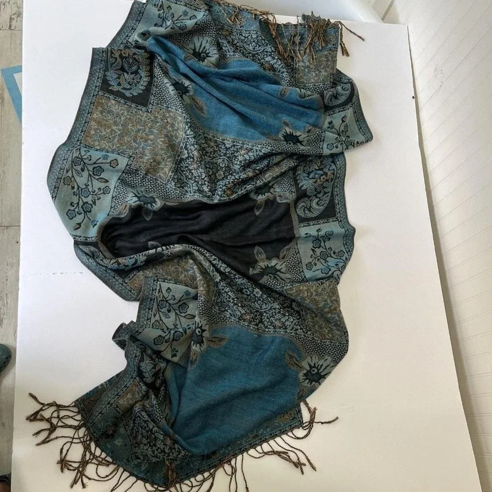 Vintage Shawl Cover Poncho Embroidery Fringed Rayon 27 w x 70L  Great condition
